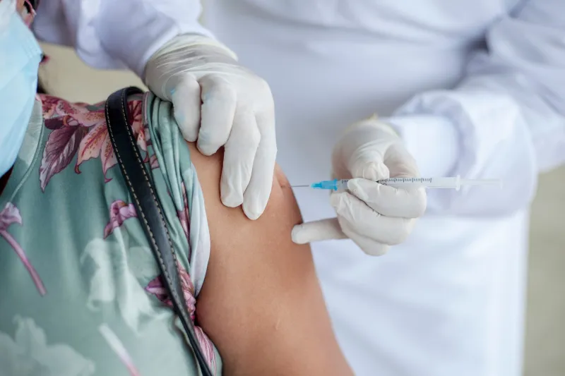 What Your Doctor Isn't Telling You About Flu Shot Effectiveness